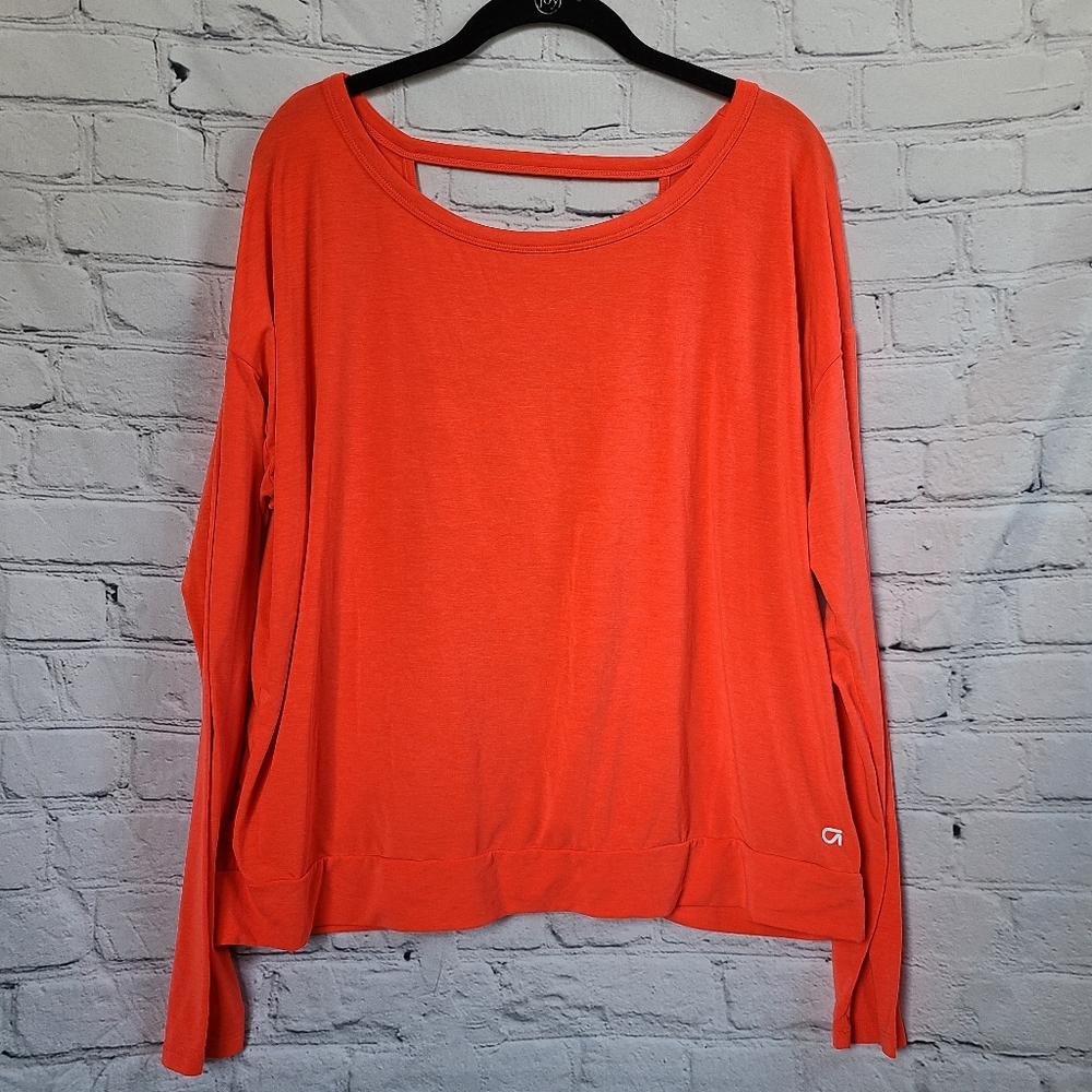 GAP Fit Women's Open Back Workout Shirt SzL